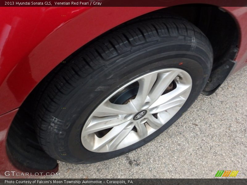 Venetian Red Pearl / Gray 2013 Hyundai Sonata GLS