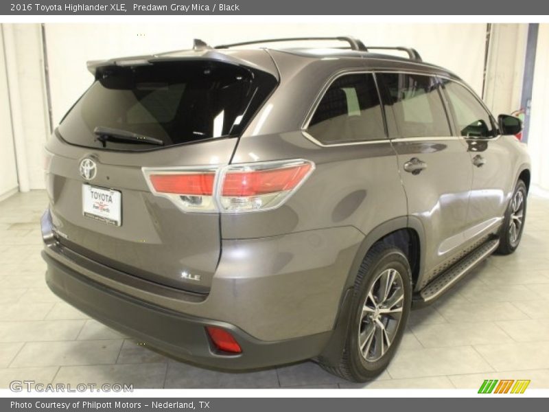 Predawn Gray Mica / Black 2016 Toyota Highlander XLE
