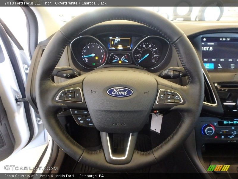 Oxford White / Charcoal Black 2018 Ford Focus SEL Hatch