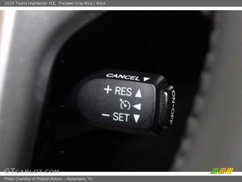 Predawn Gray Mica / Black 2016 Toyota Highlander XLE