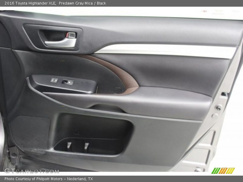 Predawn Gray Mica / Black 2016 Toyota Highlander XLE