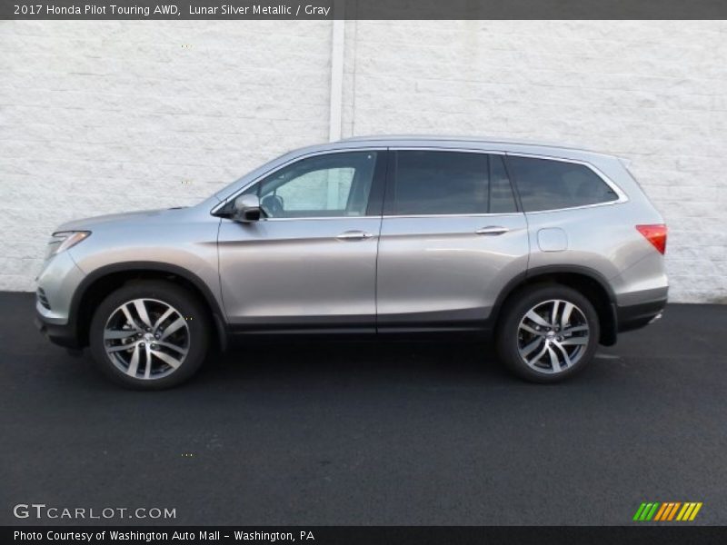 Lunar Silver Metallic / Gray 2017 Honda Pilot Touring AWD