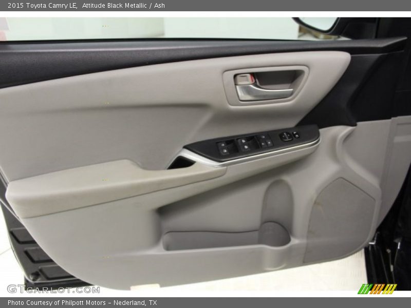 Attitude Black Metallic / Ash 2015 Toyota Camry LE