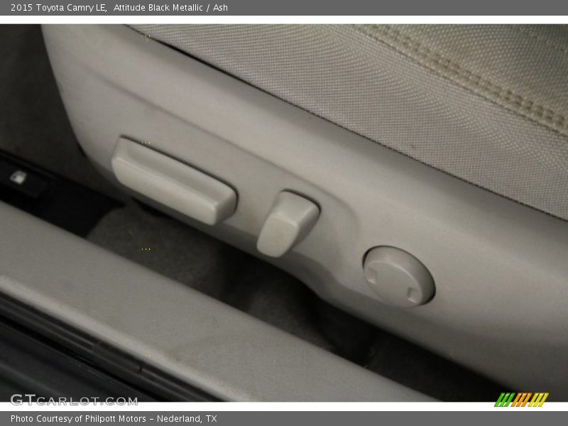 Attitude Black Metallic / Ash 2015 Toyota Camry LE