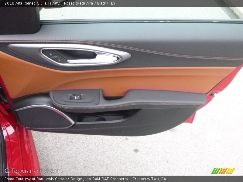 Rosso (Red) Alfa / Black/Tan 2018 Alfa Romeo Giulia Ti AWD