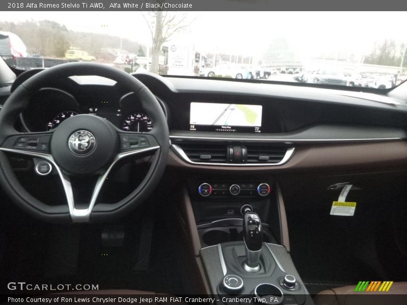 Alfa White / Black/Chocolate 2018 Alfa Romeo Stelvio Ti AWD