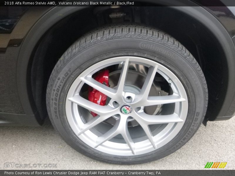 Vulcano (Volcano) Black Metallic / Black/Red 2018 Alfa Romeo Stelvio AWD