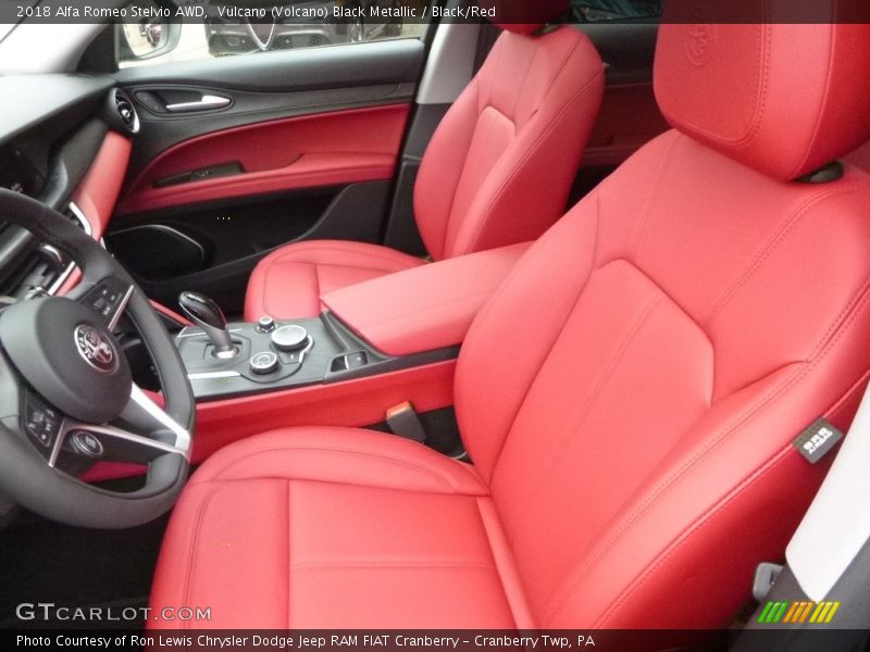 Vulcano (Volcano) Black Metallic / Black/Red 2018 Alfa Romeo Stelvio AWD