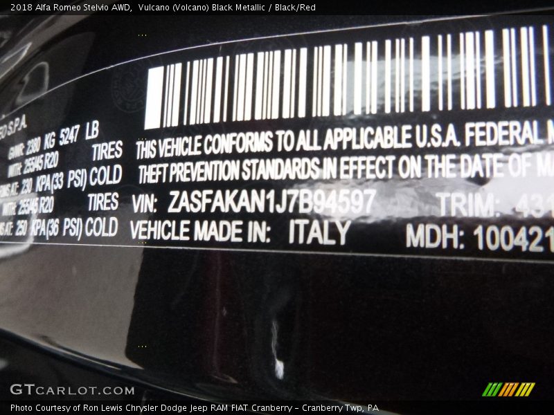 Vulcano (Volcano) Black Metallic / Black/Red 2018 Alfa Romeo Stelvio AWD