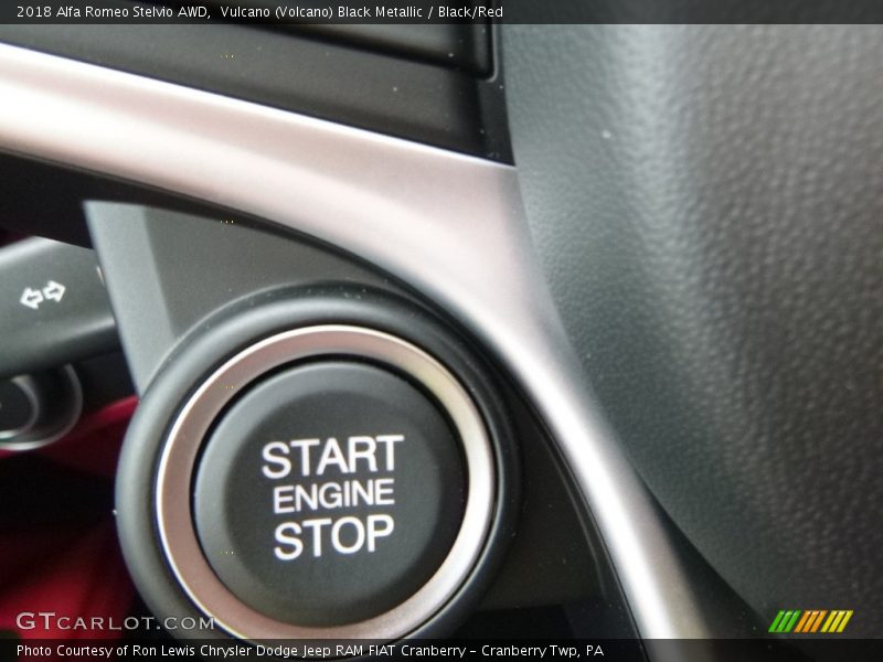 Vulcano (Volcano) Black Metallic / Black/Red 2018 Alfa Romeo Stelvio AWD