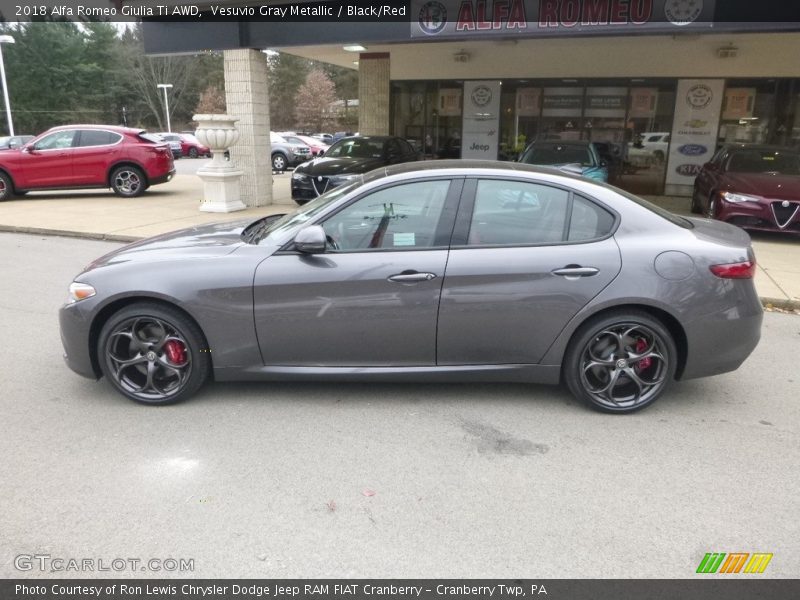 Vesuvio Gray Metallic / Black/Red 2018 Alfa Romeo Giulia Ti AWD