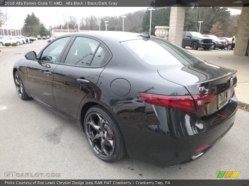 Alfa Black / Black/Dark Gray 2018 Alfa Romeo Giulia Ti AWD
