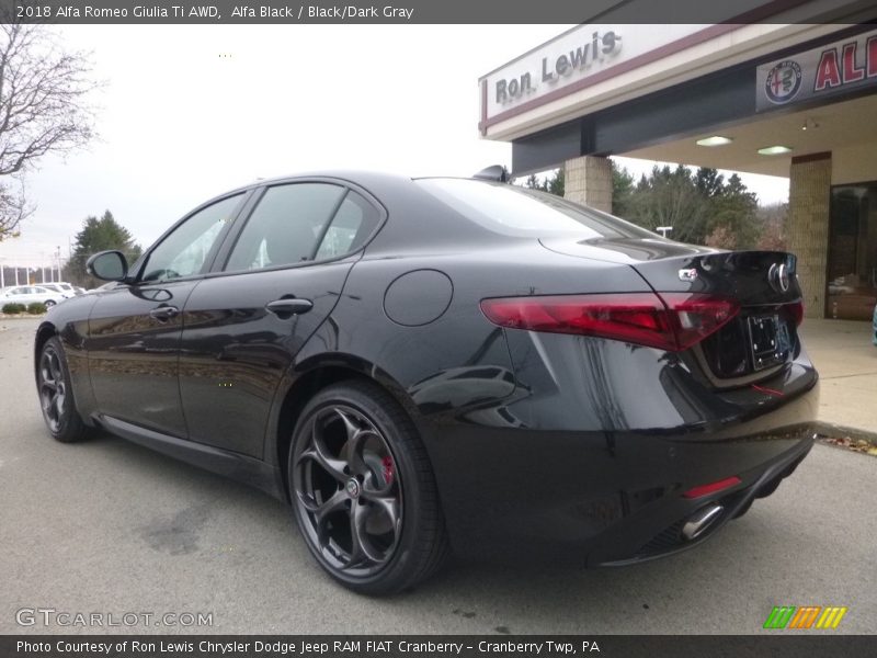 Alfa Black / Black/Dark Gray 2018 Alfa Romeo Giulia Ti AWD