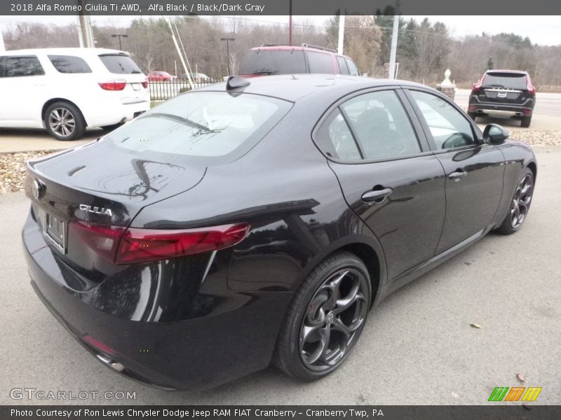 Alfa Black / Black/Dark Gray 2018 Alfa Romeo Giulia Ti AWD
