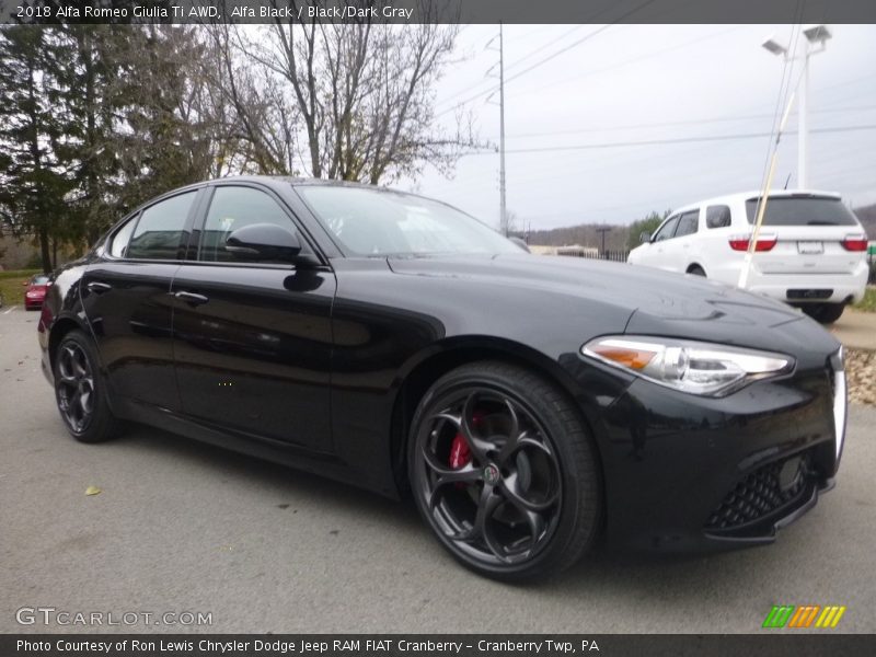 Alfa Black / Black/Dark Gray 2018 Alfa Romeo Giulia Ti AWD