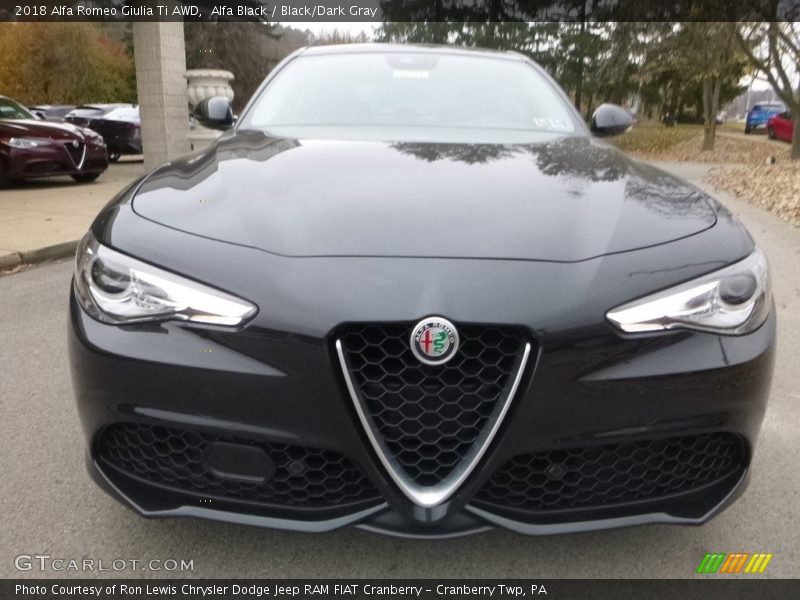 Alfa Black / Black/Dark Gray 2018 Alfa Romeo Giulia Ti AWD