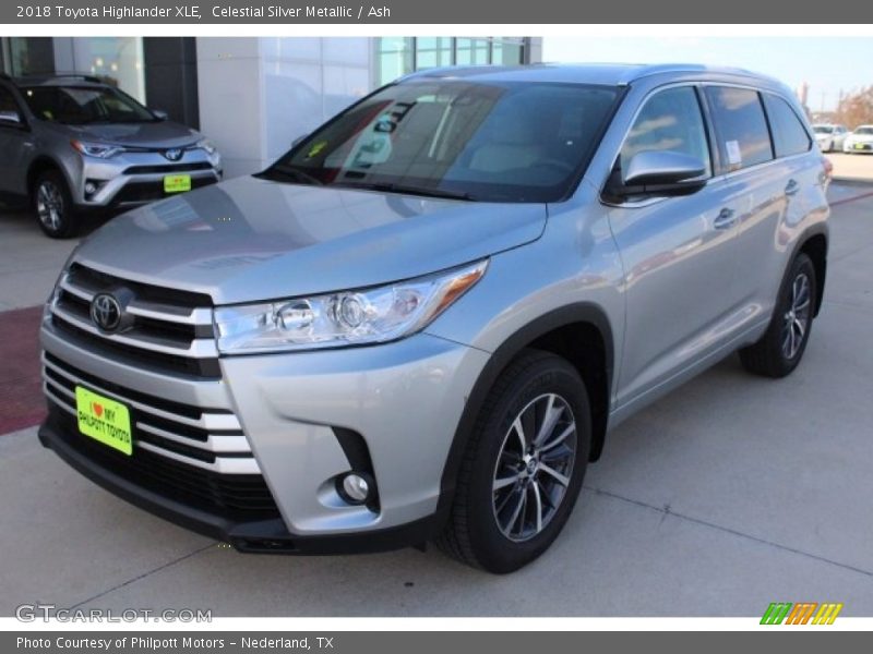 Celestial Silver Metallic / Ash 2018 Toyota Highlander XLE