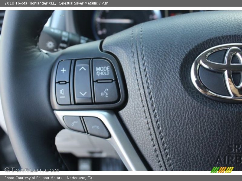 Celestial Silver Metallic / Ash 2018 Toyota Highlander XLE