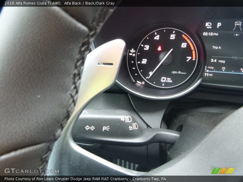 Alfa Black / Black/Dark Gray 2018 Alfa Romeo Giulia Ti AWD
