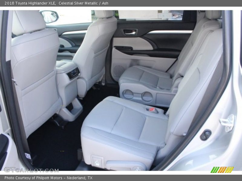 Celestial Silver Metallic / Ash 2018 Toyota Highlander XLE
