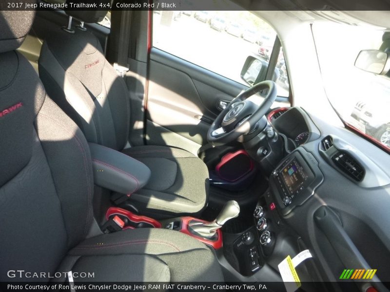 Colorado Red / Black 2017 Jeep Renegade Trailhawk 4x4