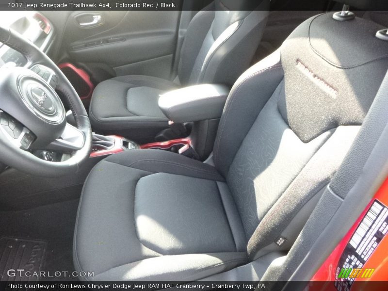 Colorado Red / Black 2017 Jeep Renegade Trailhawk 4x4