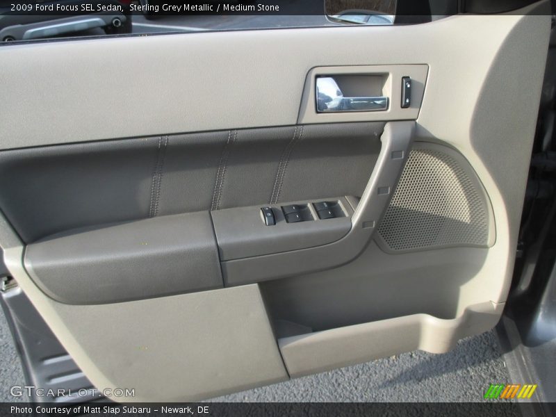 Sterling Grey Metallic / Medium Stone 2009 Ford Focus SEL Sedan