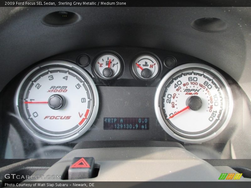 Sterling Grey Metallic / Medium Stone 2009 Ford Focus SEL Sedan