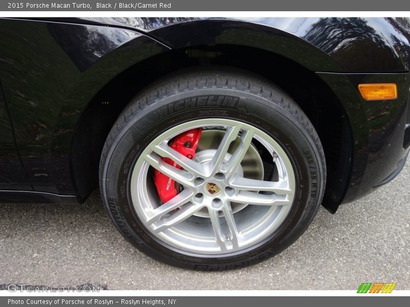 Black / Black/Garnet Red 2015 Porsche Macan Turbo