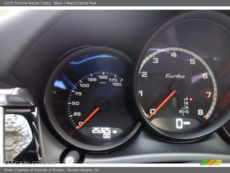 Black / Black/Garnet Red 2015 Porsche Macan Turbo