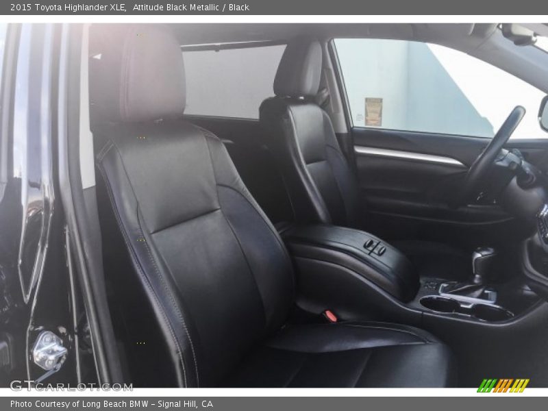 Attitude Black Metallic / Black 2015 Toyota Highlander XLE