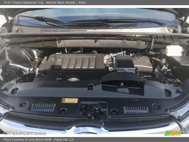 Attitude Black Metallic / Black 2015 Toyota Highlander XLE