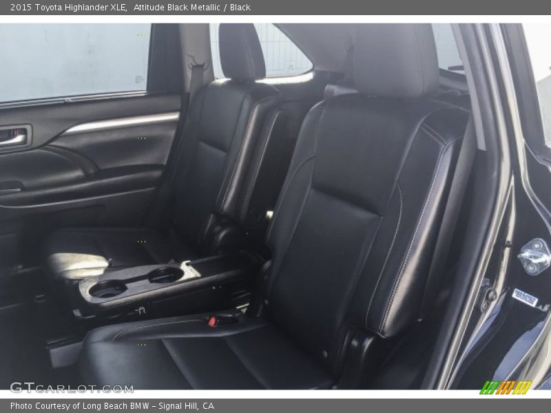 Attitude Black Metallic / Black 2015 Toyota Highlander XLE