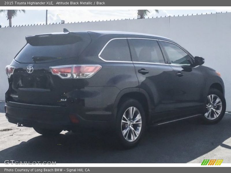 Attitude Black Metallic / Black 2015 Toyota Highlander XLE