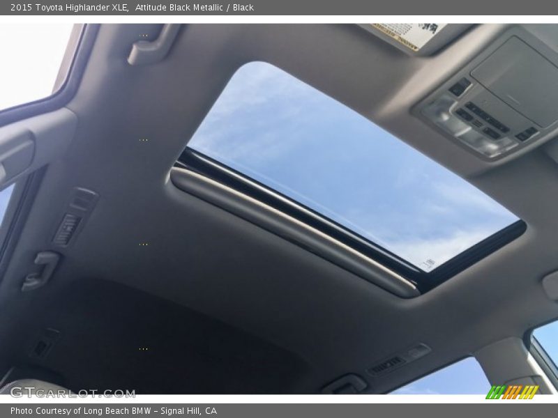 Attitude Black Metallic / Black 2015 Toyota Highlander XLE