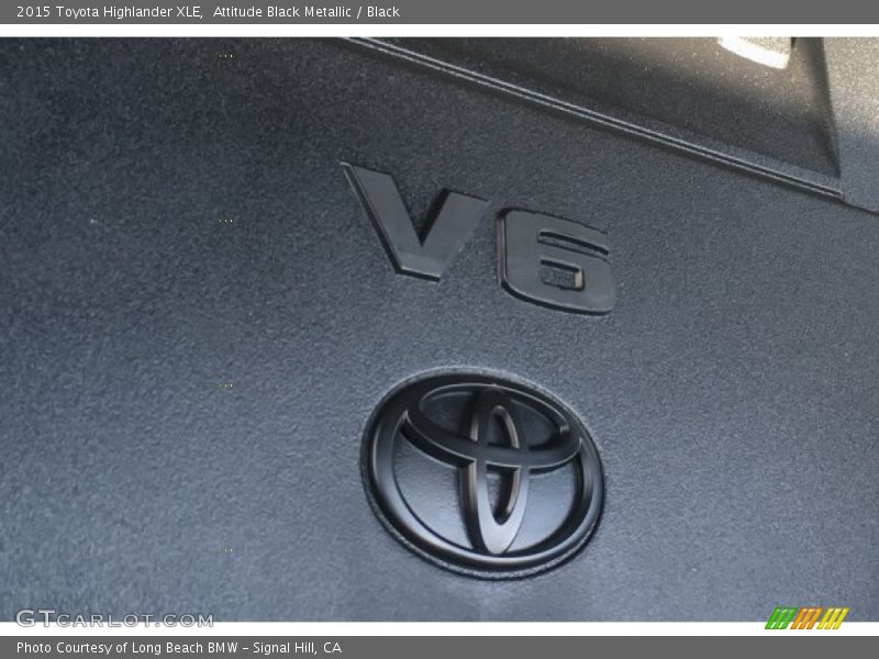 Attitude Black Metallic / Black 2015 Toyota Highlander XLE