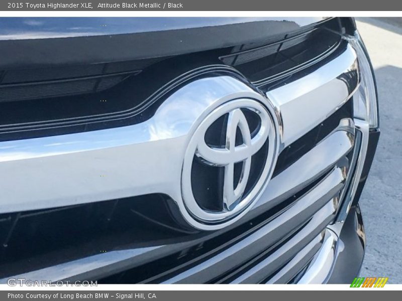 Attitude Black Metallic / Black 2015 Toyota Highlander XLE