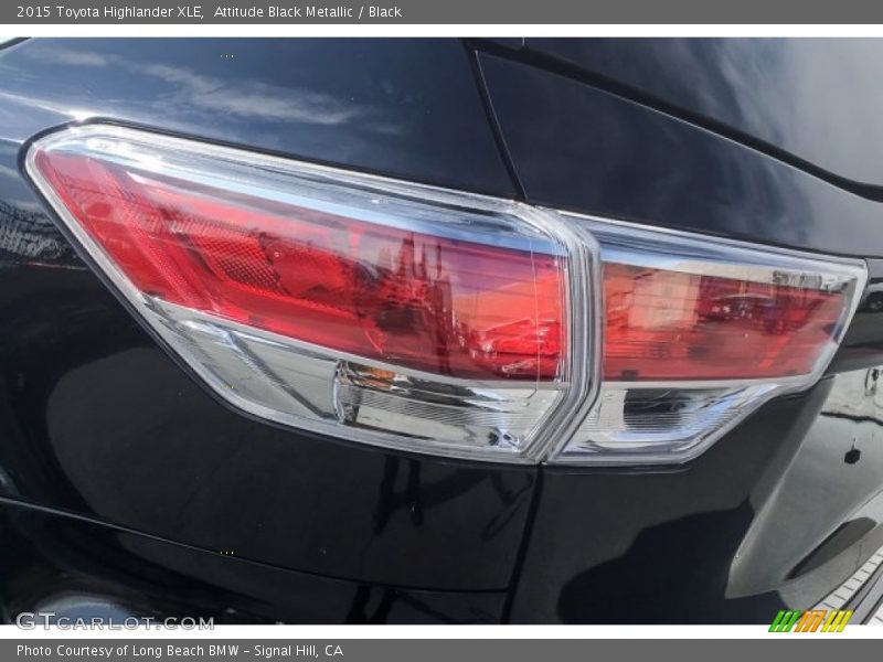 Attitude Black Metallic / Black 2015 Toyota Highlander XLE