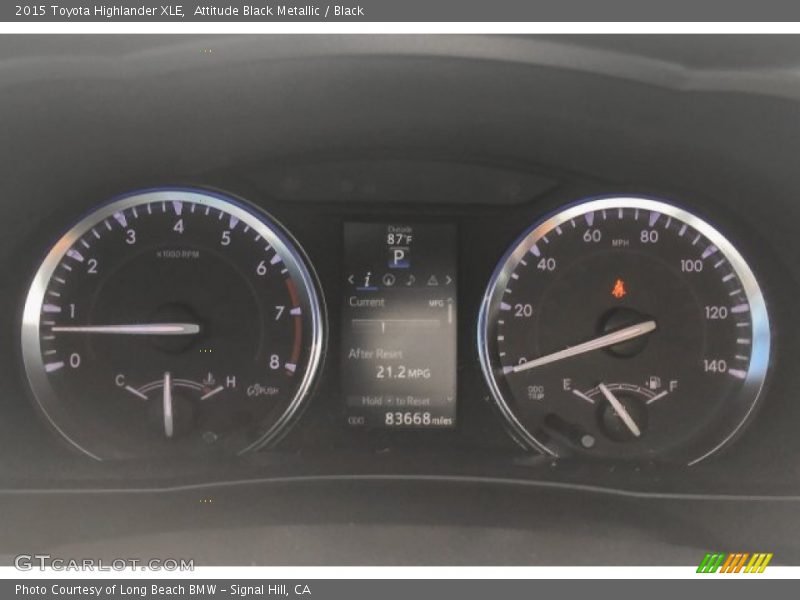 Attitude Black Metallic / Black 2015 Toyota Highlander XLE