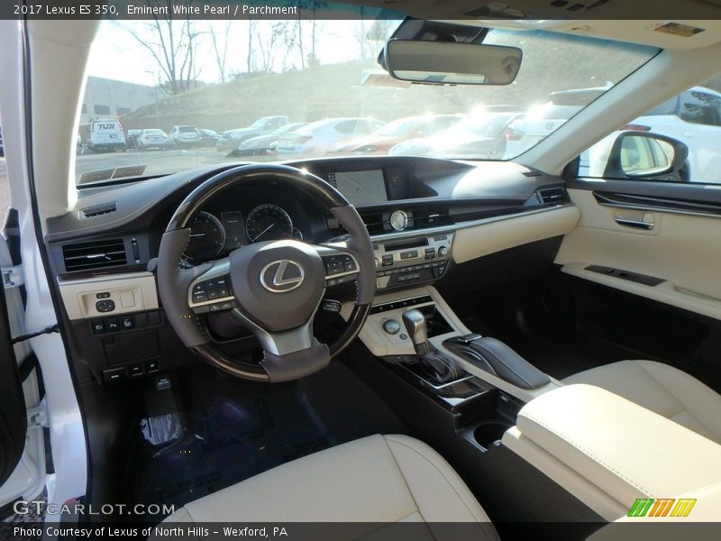 Eminent White Pearl / Parchment 2017 Lexus ES 350