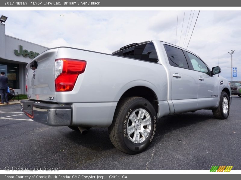 Brilliant Silver / Black 2017 Nissan Titan SV Crew Cab