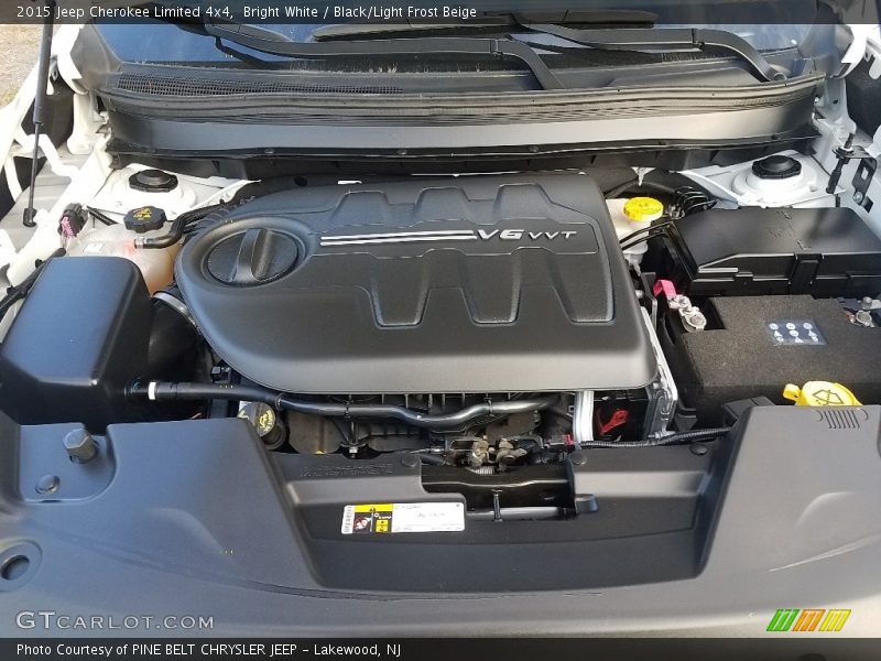 Bright White / Black/Light Frost Beige 2015 Jeep Cherokee Limited 4x4