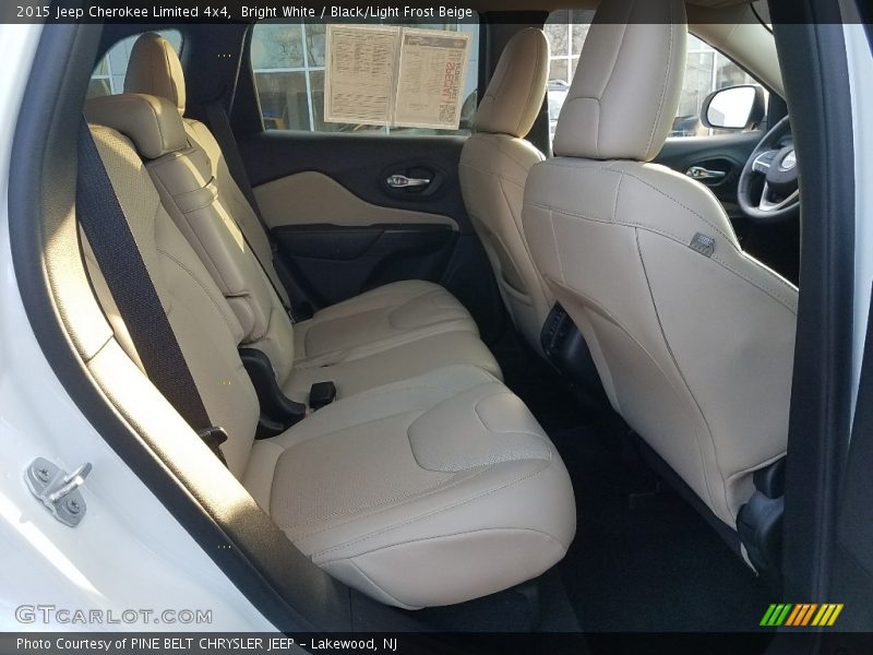 Bright White / Black/Light Frost Beige 2015 Jeep Cherokee Limited 4x4