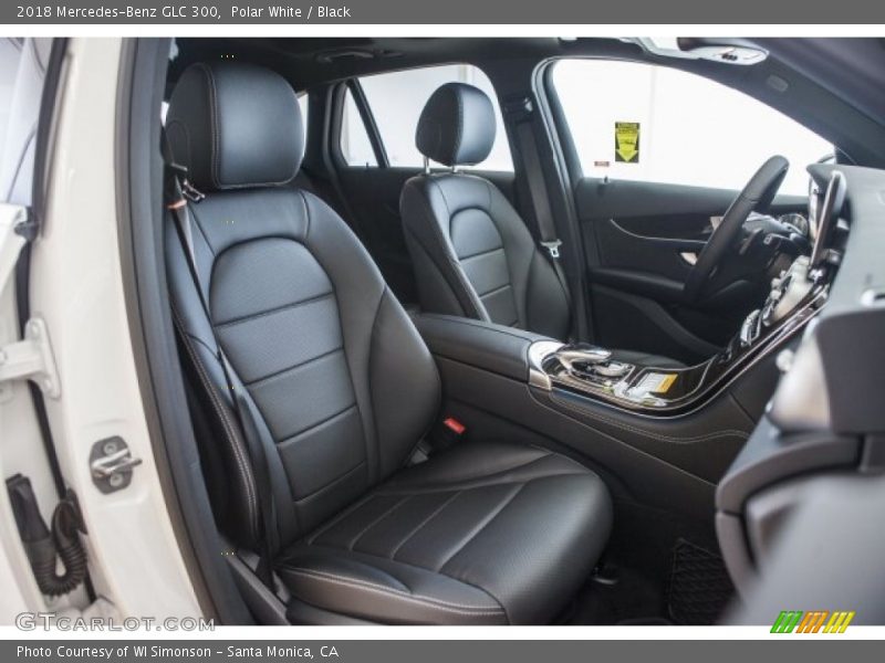 Polar White / Black 2018 Mercedes-Benz GLC 300