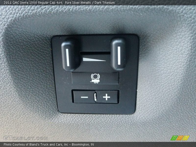 Pure Silver Metallic / Dark Titanium 2011 GMC Sierra 1500 Regular Cab 4x4