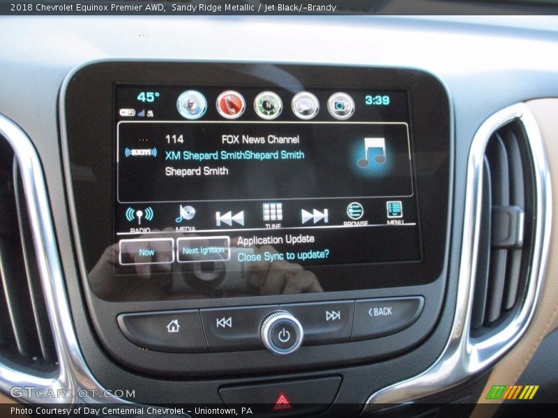 Sandy Ridge Metallic / Jet Black/­Brandy 2018 Chevrolet Equinox Premier AWD