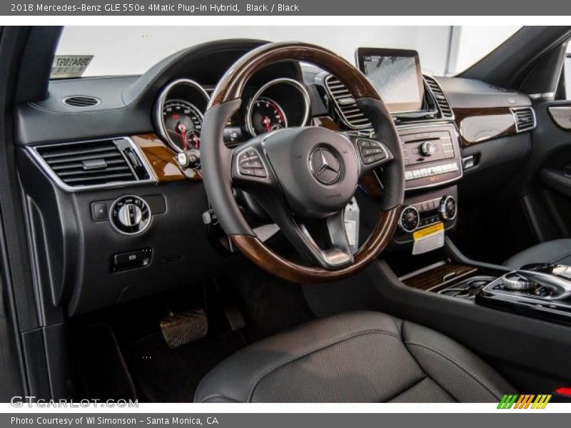 Dashboard of 2018 GLE 550e 4Matic Plug-In Hybrid