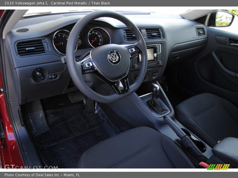 Cardinal Red Metallic / Titan Black 2016 Volkswagen Jetta S