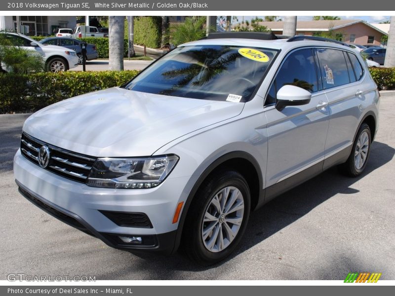 Front 3/4 View of 2018 Tiguan SE