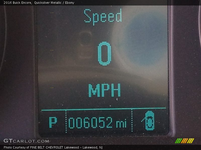 Quicksilver Metallic / Ebony 2016 Buick Encore